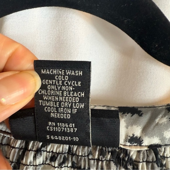 Lane Bryant Top Womens 22 24 Popover Lightweight Long Puff Sleeve Black Gray - Picture 12 of 15